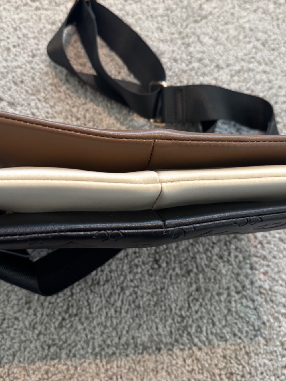 Color Block Multi-Compartment Crossbody Handbag - Picture 4 of 6